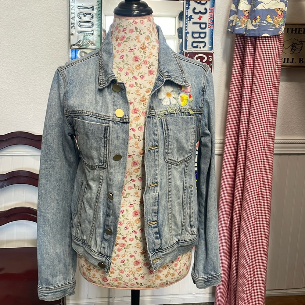 Show Me Your MuMu MuMu x Design Love Fest Girlfriend Jean Jacket Vintage Wash